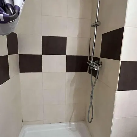 4 Pers, Balcon, Proche Plage, Quartier Avant-port, Parking Public, Animaux Bienvenus - Fr-1-702-4